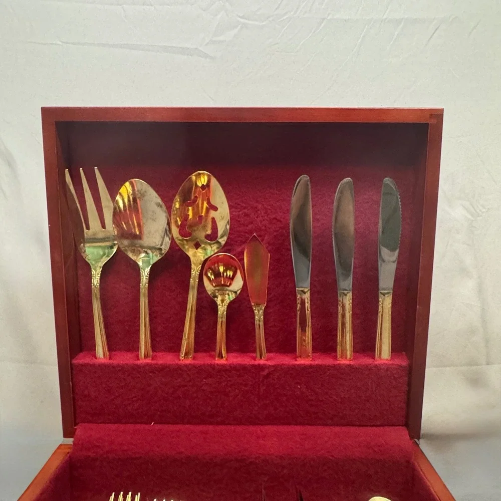 Unbranded Flatware Set 45pc Gold Tone Vintage 70s 80s Floral Stainless Service 8